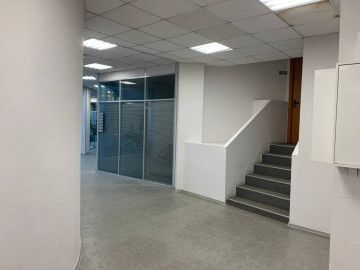 Для офиса - Коммерческая, 980 м²