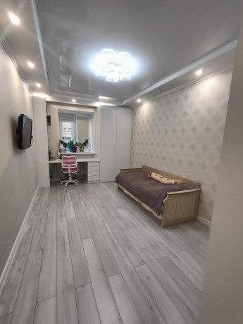 2к - квартира, 71 м², 2/18 эт.