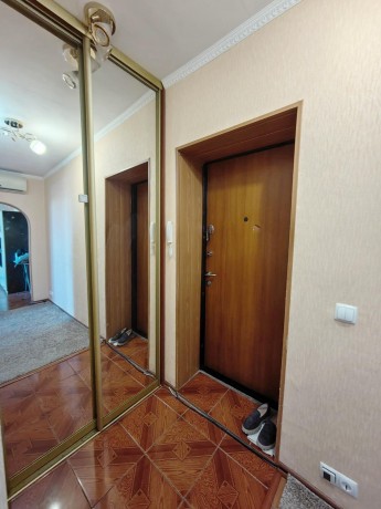 2к - квартира, 41.8 м², 9/9 эт.