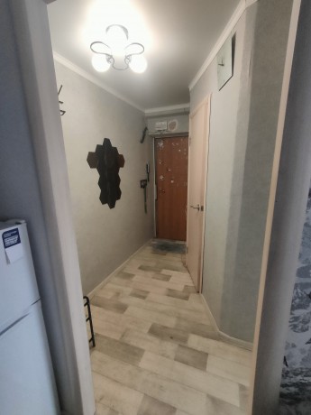 1к - квартира, 30 м², 3/5 эт.