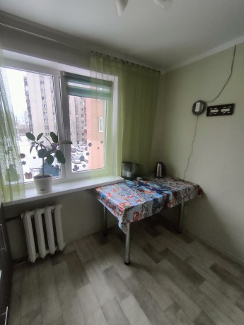 1к - квартира, 30 м², 3/5 эт.