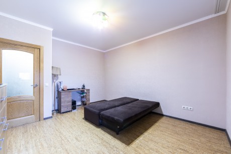 2к - квартира, 89 м², 9/9 эт.