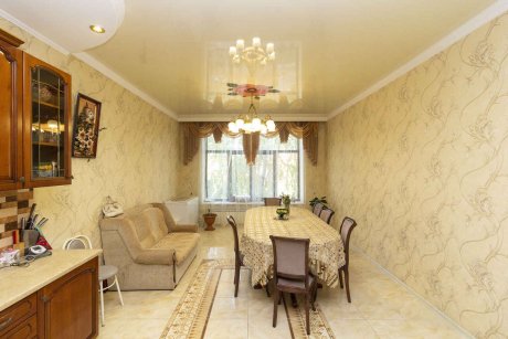 Дом, 460.3&nbsp;м², 15&nbsp;сот., 3&nbsp;эт.