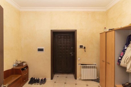 Дом, 460.3&nbsp;м², 15&nbsp;сот., 3&nbsp;эт.