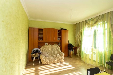 Дом, 460.3&nbsp;м², 15&nbsp;сот., 3&nbsp;эт.