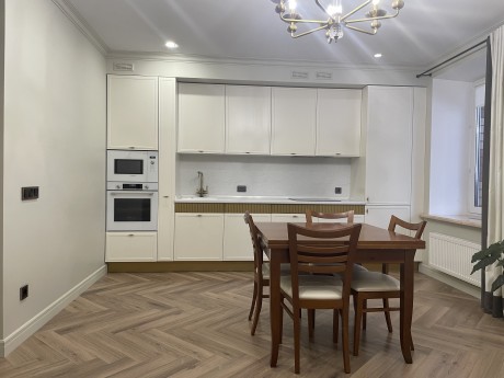3к - квартира, 119.6 м², 2/9 эт.
