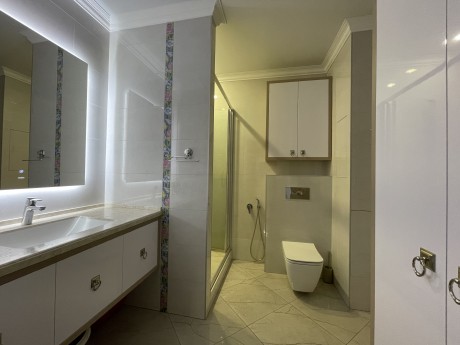 3к - квартира, 119.6 м², 2/9 эт.