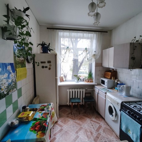 3к - квартира, 80 м², 2/2 эт.
