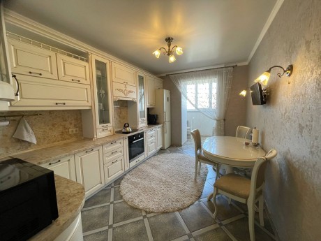 2к - квартира, 67 м², 13/14 эт.