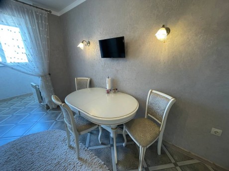 2к - квартира, 67 м², 13/14 эт.