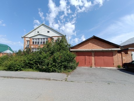 Дом, 276.8 м², 12 сот., 2 эт.