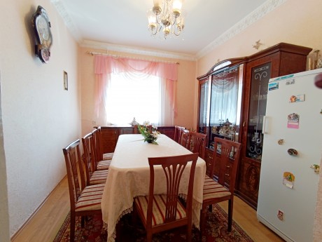 Дом, 276.8 м², 12 сот., 2 эт.