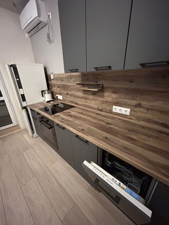 1к - квартира, 42.8 м², 9/17 эт.