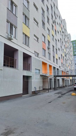 1к - квартира, 37 м², 3/9 эт.