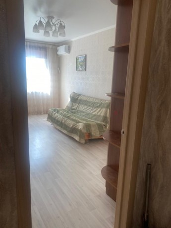 1к - квартира, 42.5 м², 11/17 эт.